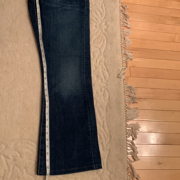 EUC Levi’s Premium Denim pants - Picture 3 of 4